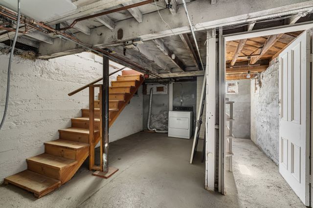 715 Don Gaspar, Santa Fe, NM 87505