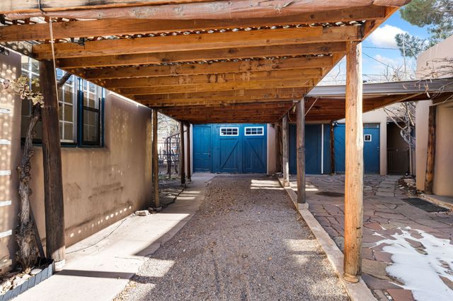 715 Don Gaspar, Santa Fe, NM 87505