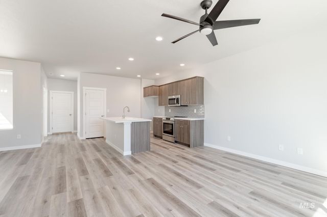 3005 E Mossy Creek Dr, Kuna, ID 83634