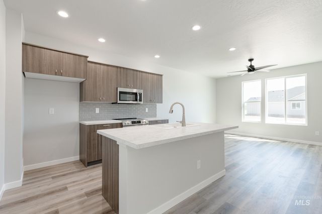 3005 E Mossy Creek Dr, Kuna, ID 83634