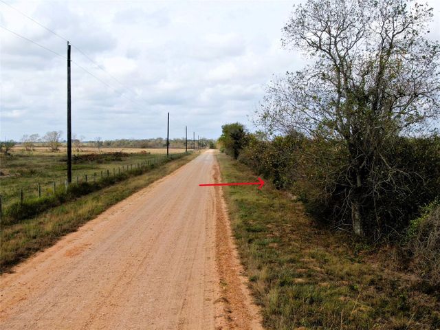 2701 Langberg Road, Bellville, TX 77418
