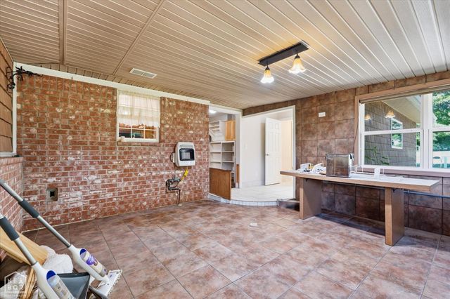 250 CR 793, Brookland, AR 72417