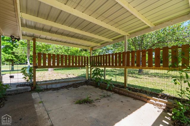 250 CR 793, Brookland, AR 72417