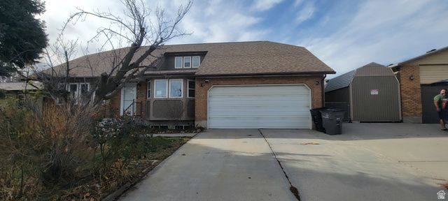 9750 S TAYSIDE DR, South Jordan, UT 84009