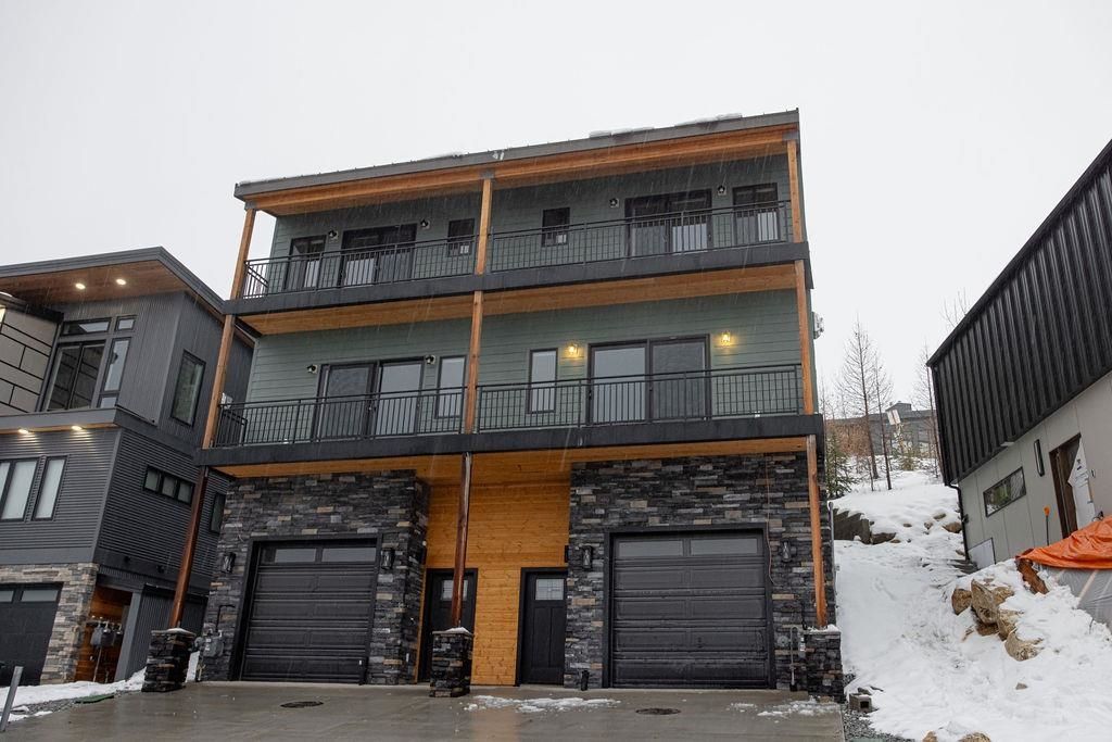 98 Chutes Ln, Sandpoint, ID 83864