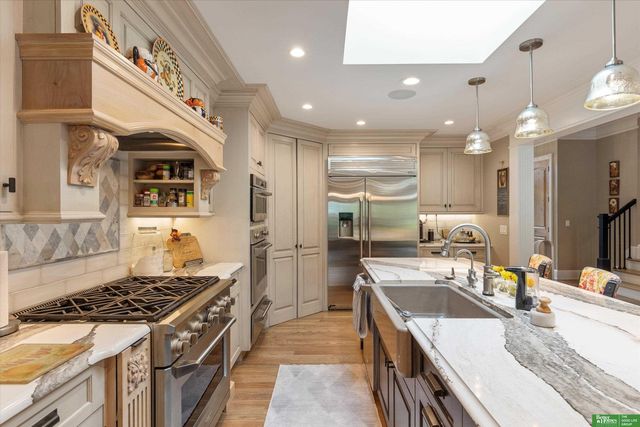 8602 Hickory Street, Omaha, NE 68124