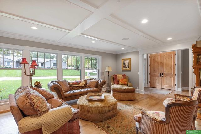 8602 Hickory Street, Omaha, NE 68124