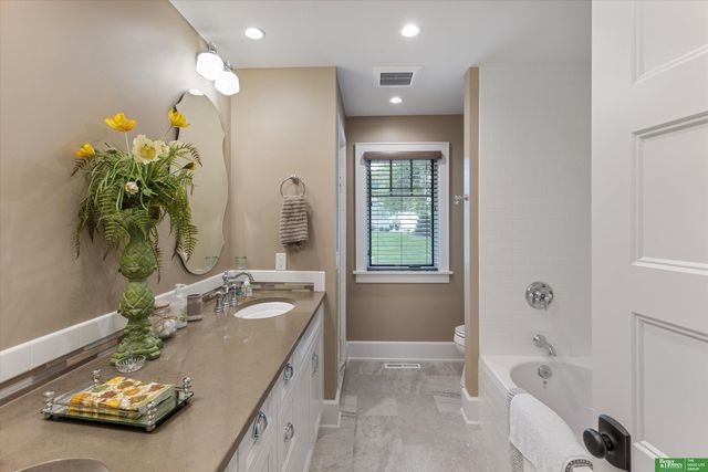 8602 Hickory Street, Omaha, NE 68124