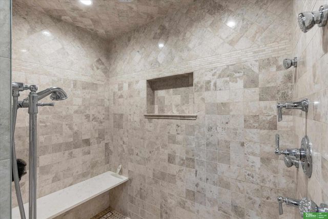 8602 Hickory Street, Omaha, NE 68124