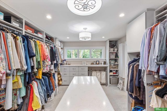 8602 Hickory Street, Omaha, NE 68124