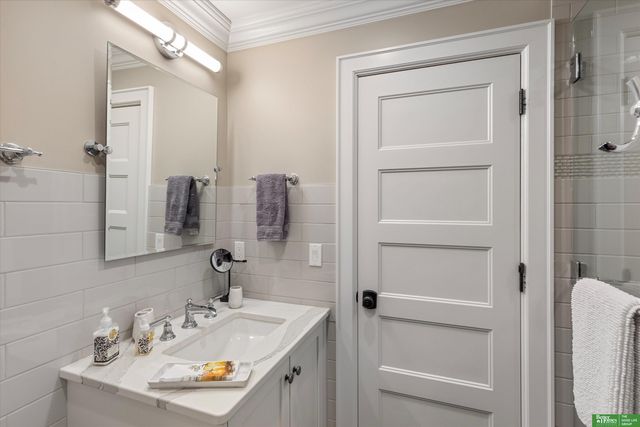 8602 Hickory Street, Omaha, NE 68124