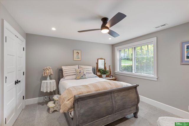 8602 Hickory Street, Omaha, NE 68124