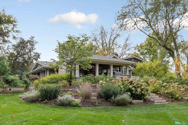 8602 Hickory Street, Omaha, NE 68124