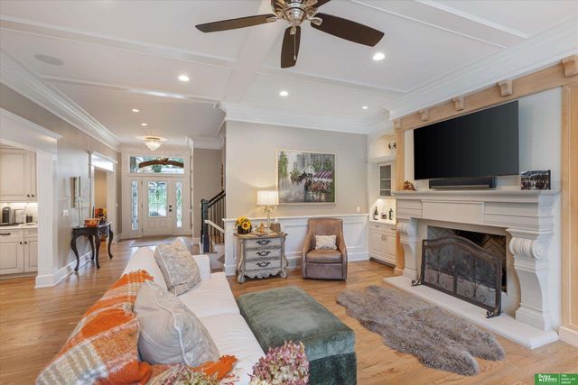 8602 Hickory Street, Omaha, NE 68124