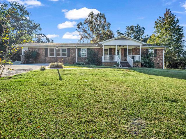 127 Crystal Dr, Cowpens, SC 29330