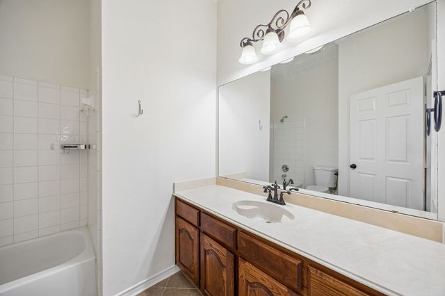 2201 Cantura Drive, Mesquite, TX 75181