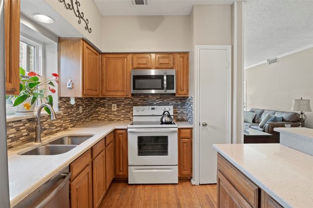 5859 Frankford Road 1101, Dallas, TX 75252