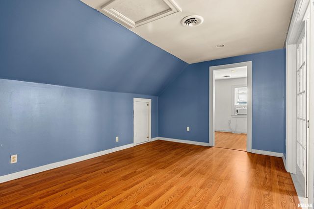 209 N THORNCREST Avenue, Creve Coeur, IL 61610