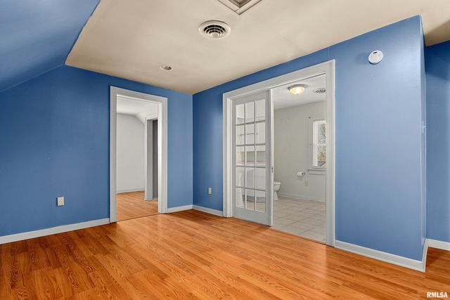 209 N THORNCREST Avenue, Creve Coeur, IL 61610