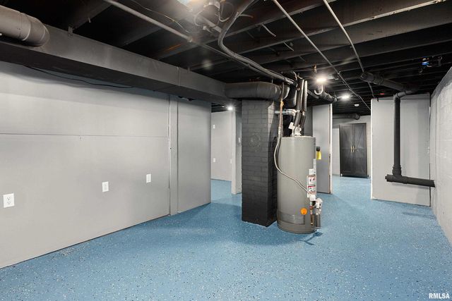 209 N THORNCREST Avenue, Creve Coeur, IL 61610