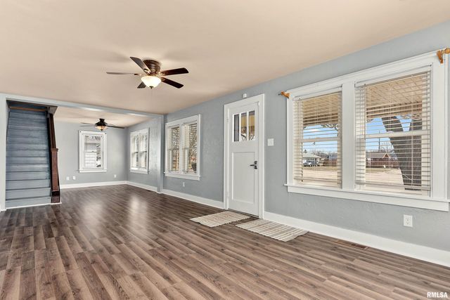 209 N THORNCREST Avenue, Creve Coeur, IL 61610