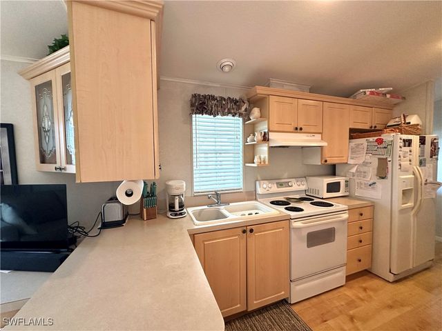 20180 Ponce De Leon DR, Estero, FL 33928