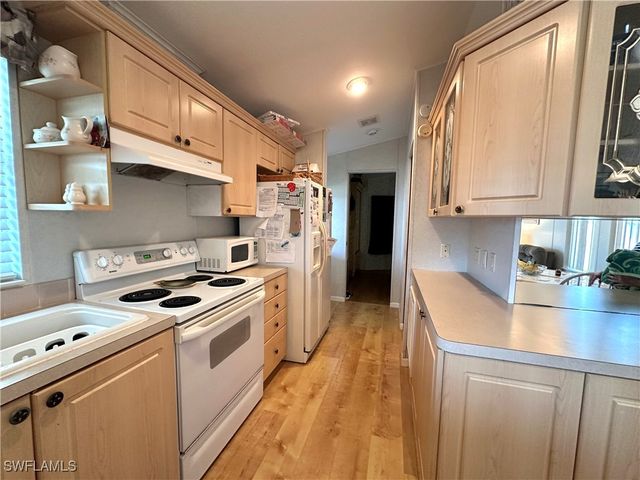 20180 Ponce De Leon DR, Estero, FL 33928