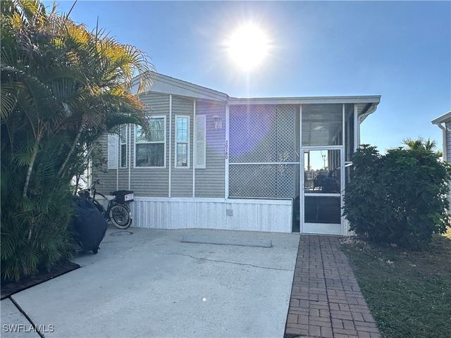 20180 Ponce De Leon DR, Estero, FL 33928