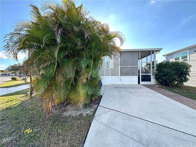 20180 Ponce De Leon DR, Estero, FL 33928