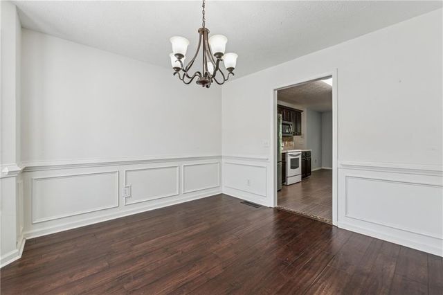1343 Cartwright Lane, Lawrenceville, GA 30045