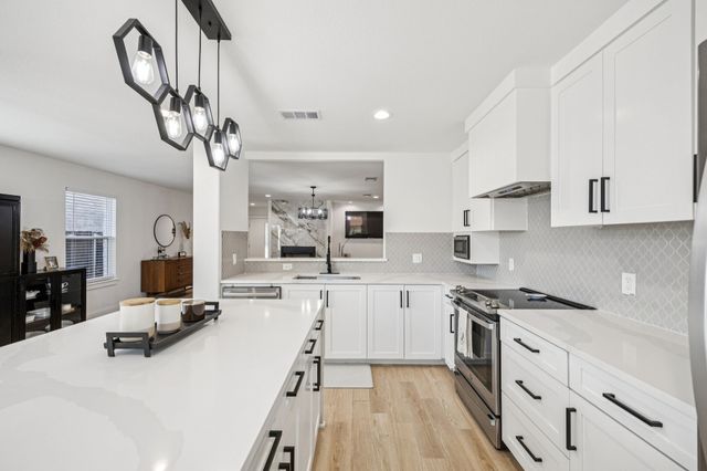 1609 Knight Trail, Little Elm, TX 75034