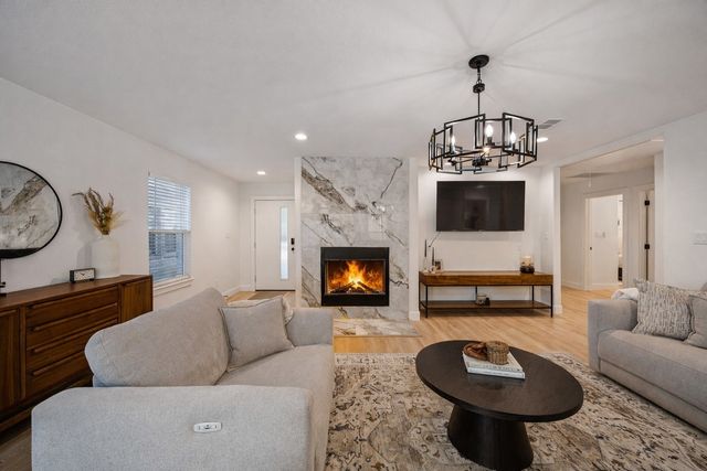 1609 Knight Trail, Little Elm, TX 75034