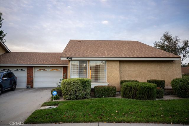 4208 Village 4, Camarillo, CA 93012