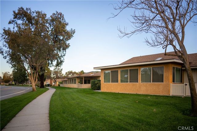 4208 Village 4, Camarillo, CA 93012