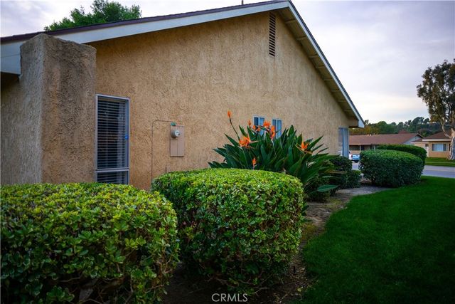 4208 Village 4, Camarillo, CA 93012