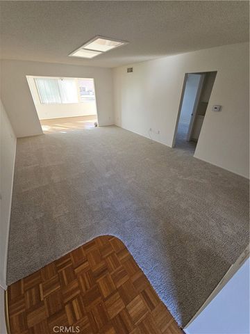 4208 Village 4, Camarillo, CA 93012