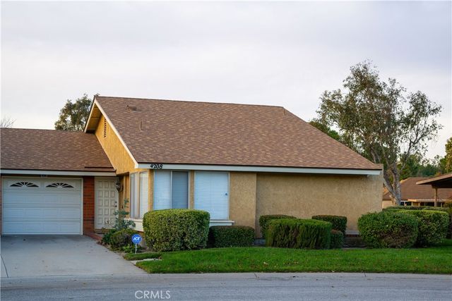 4208 Village 4, Camarillo, CA 93012