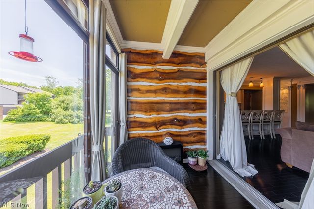 1115 Canyon View Road 103, Sagamore Hills, OH 44067
