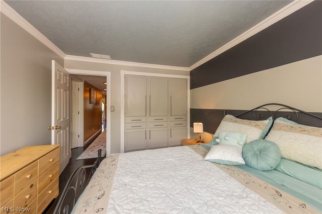 1115 Canyon View Road 103, Sagamore Hills, OH 44067