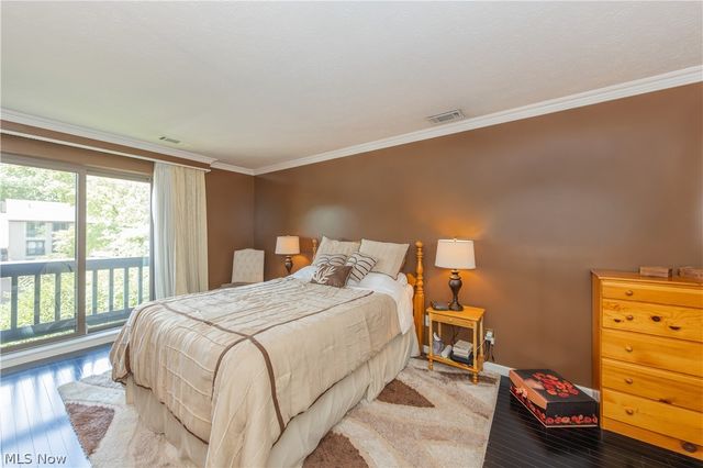 1115 Canyon View Road 103, Sagamore Hills, OH 44067