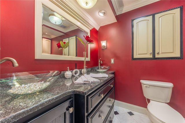 1115 Canyon View Road 103, Sagamore Hills, OH 44067