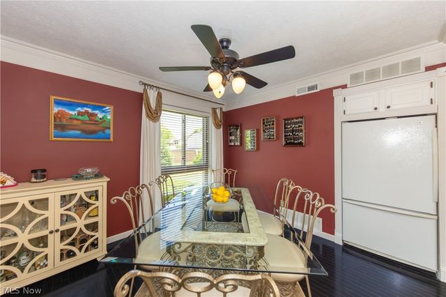 1115 Canyon View Road 103, Sagamore Hills, OH 44067