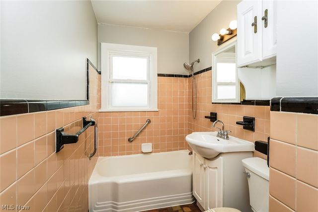 16315 Westview Avenue, Cleveland, OH 44128