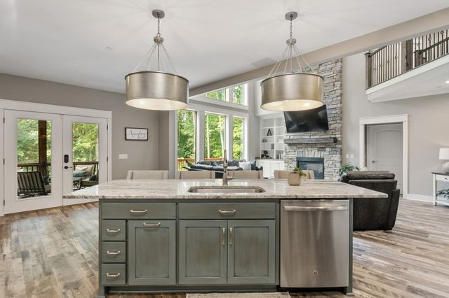 1014 Vintage Pl, Kingston Springs, TN 37082