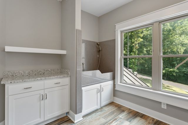 1014 Vintage Pl, Kingston Springs, TN 37082
