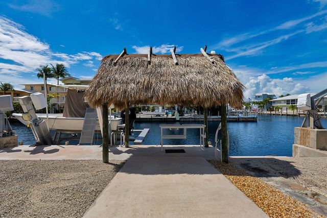 153 El Capitan Drive, Lower Matecumbe, FL 33036