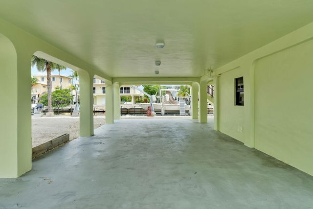 153 El Capitan Drive, Lower Matecumbe, FL 33036