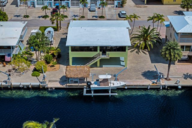 153 El Capitan Drive, Lower Matecumbe, FL 33036