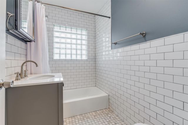4035 Oak Ridge Street, Houston, TX 77009
