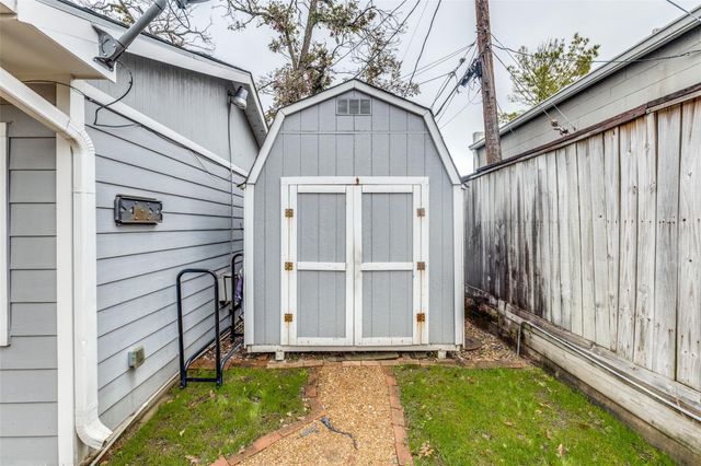 4035 Oak Ridge Street, Houston, TX 77009